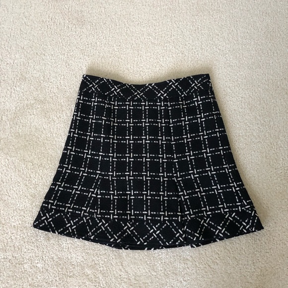 Nanette Lepore Dresses & Skirts - Nanette Lepore Classic Black Tweed Wool Mini Skirt